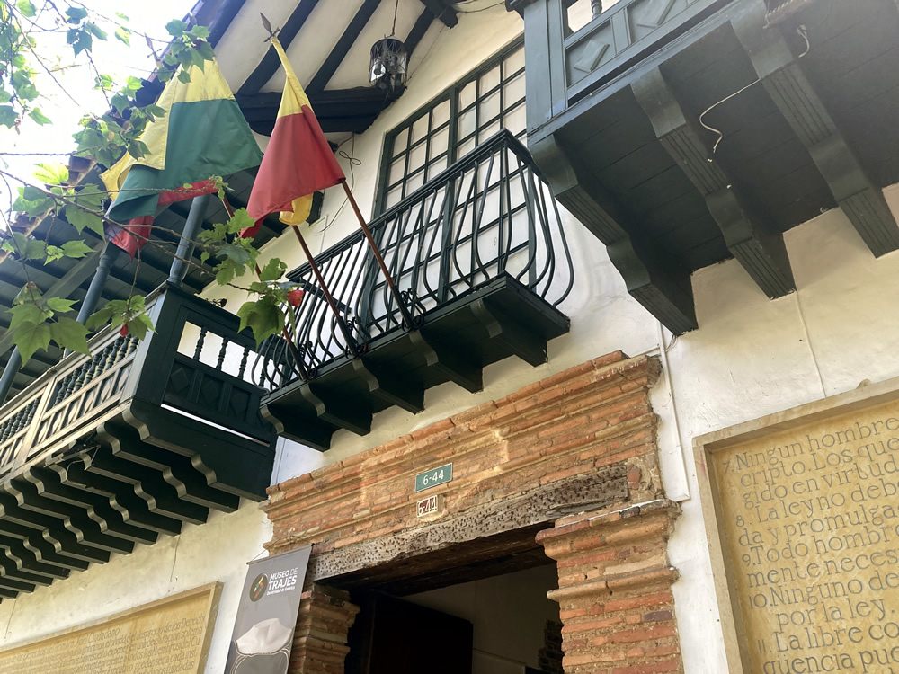 Museo de Trajes de la Universidad de América